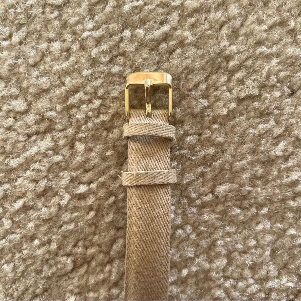 Gold watch - Picture 5 of 5